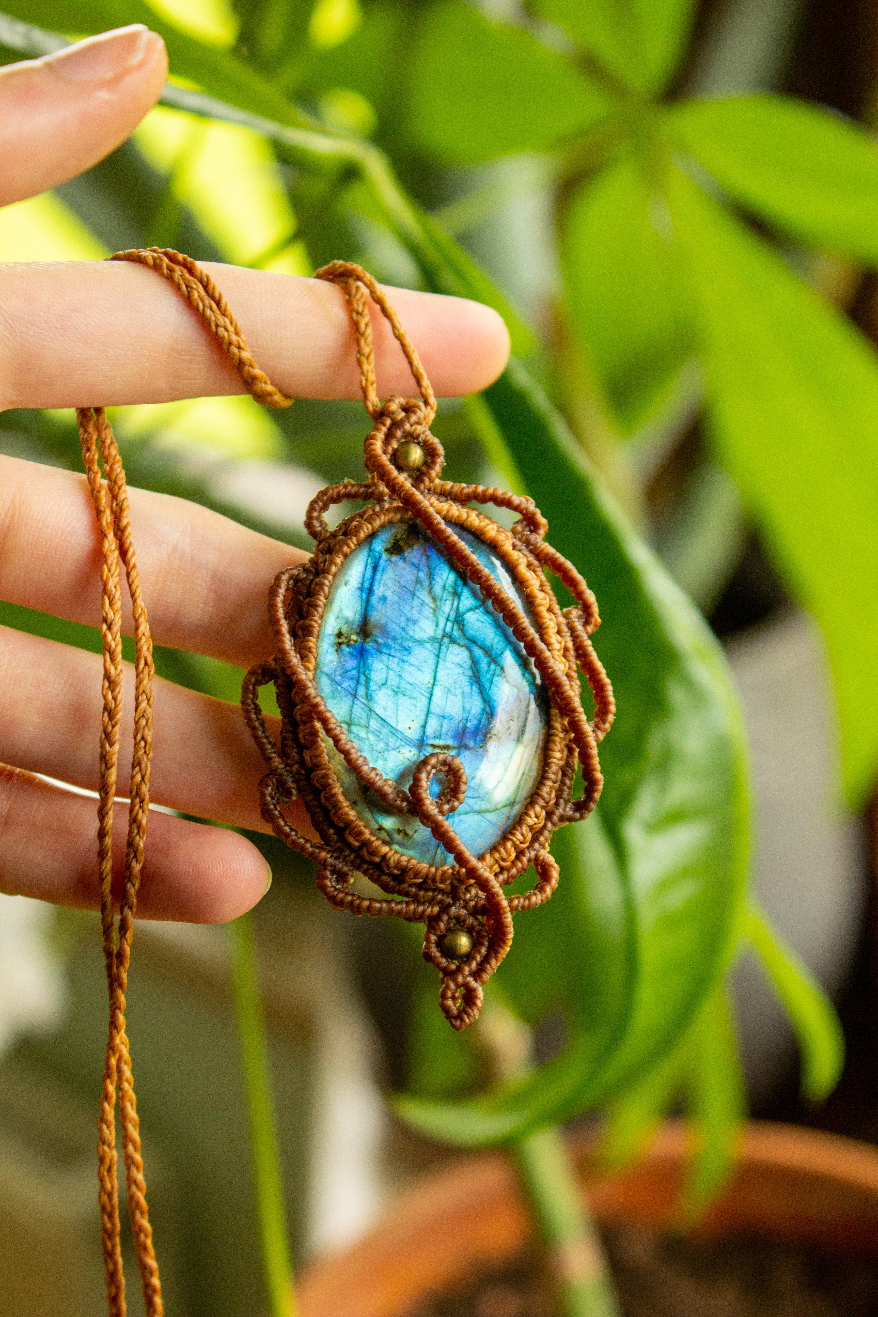 Labradorite hot sale macrame necklace